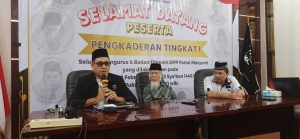 Sekjen partai masyumi samsuddin dayan memberikan sambutan